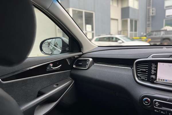 2018 Kia Sorento Si UM