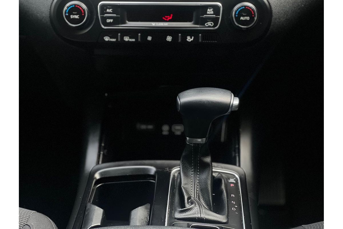 2018 Kia Sorento Si UM