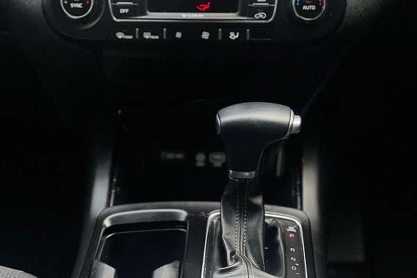 2018 Kia Sorento Si UM
