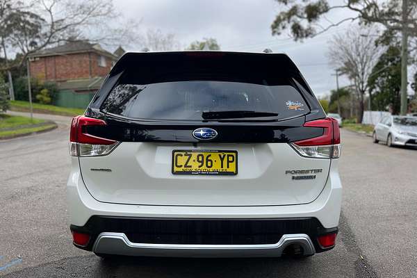 2021 Subaru Forester Hybrid L S5