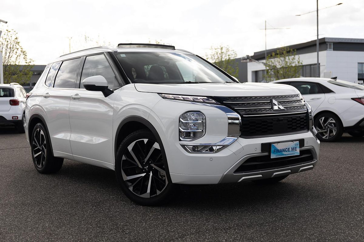 2022 Mitsubishi Outlander Exceed ZM