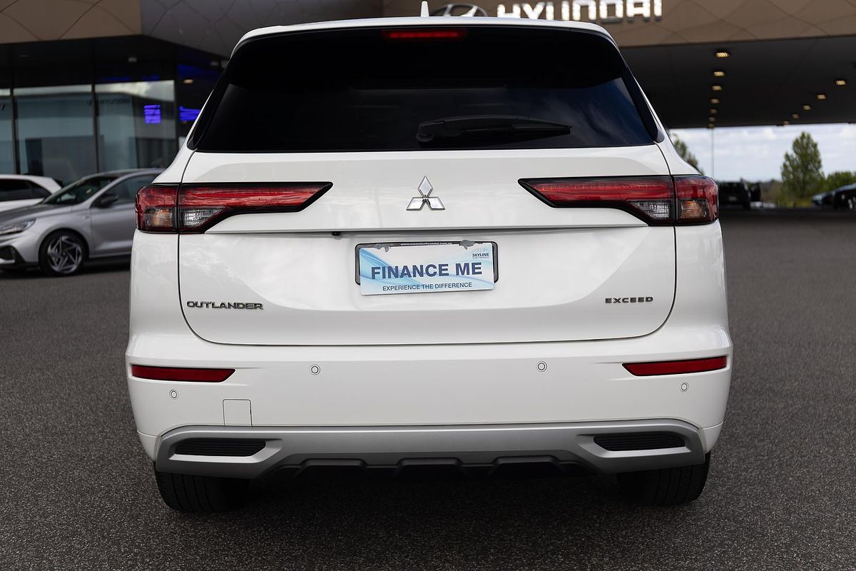 2022 Mitsubishi Outlander Exceed ZM