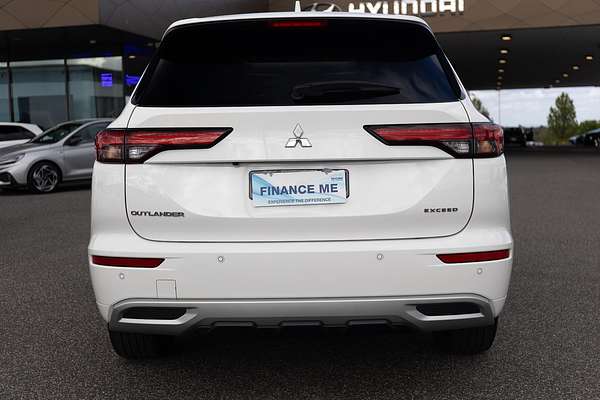 2022 Mitsubishi Outlander Exceed ZM