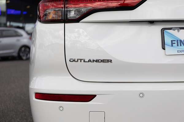 2022 Mitsubishi Outlander Exceed ZM