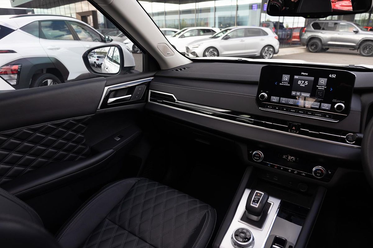 2022 Mitsubishi Outlander Exceed ZM