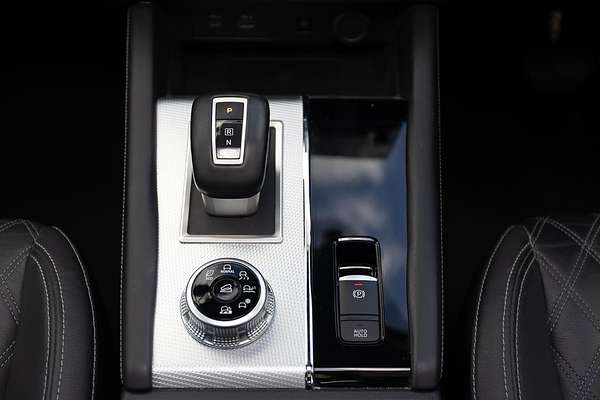 2022 Mitsubishi Outlander Exceed ZM