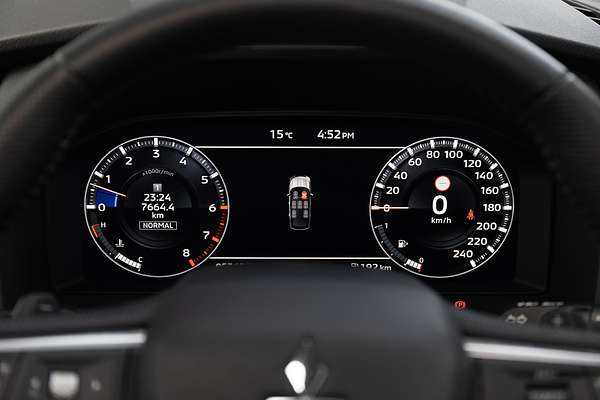 2022 Mitsubishi Outlander Exceed ZM