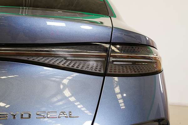 2024 BYD Seal Premium
