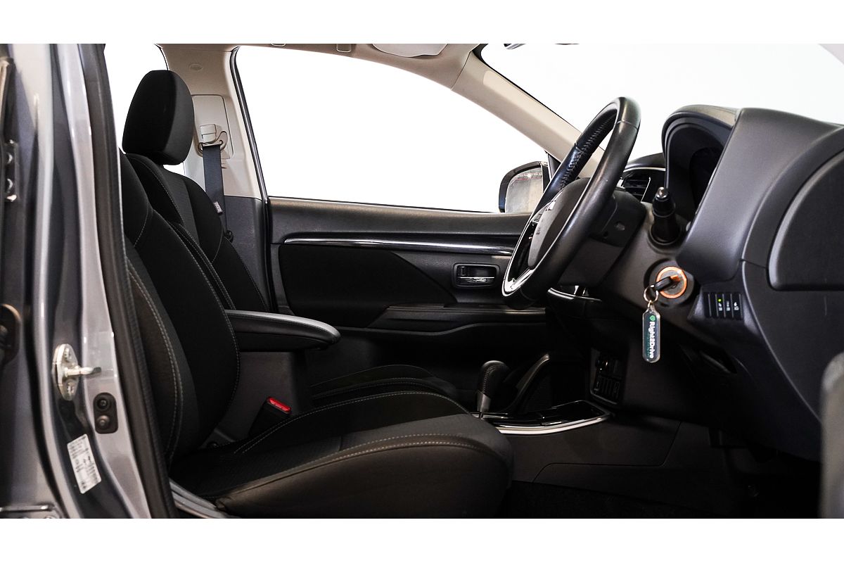 2021 Mitsubishi Outlander ES ZL