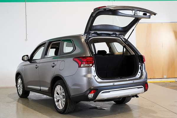 2021 Mitsubishi Outlander ES ZL