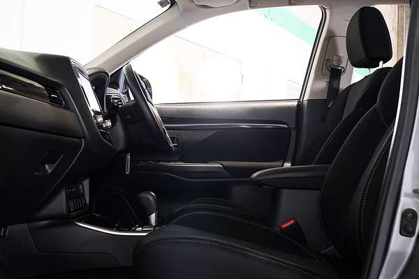 2021 Mitsubishi Outlander ES ZL