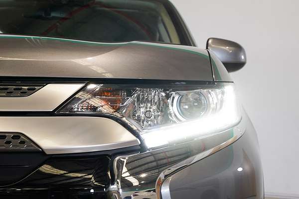 2021 Mitsubishi Outlander ES ZL