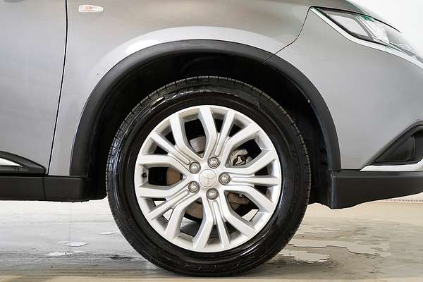 2021 Mitsubishi Outlander ES ZL