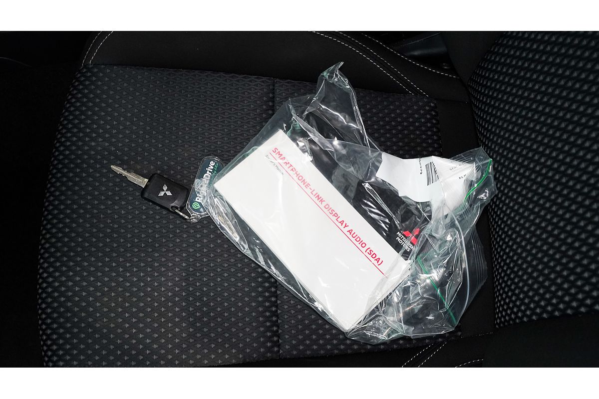 2021 Mitsubishi Outlander ES ZL
