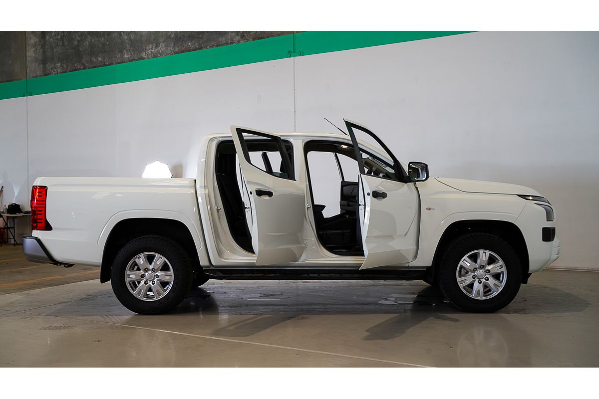 2024 Mitsubishi Triton GLX+ MV 4X4