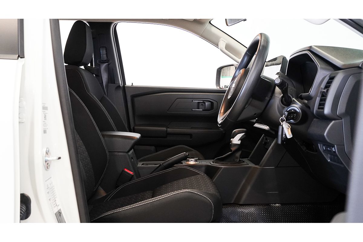 2024 Mitsubishi Triton GLX+ MV 4X4