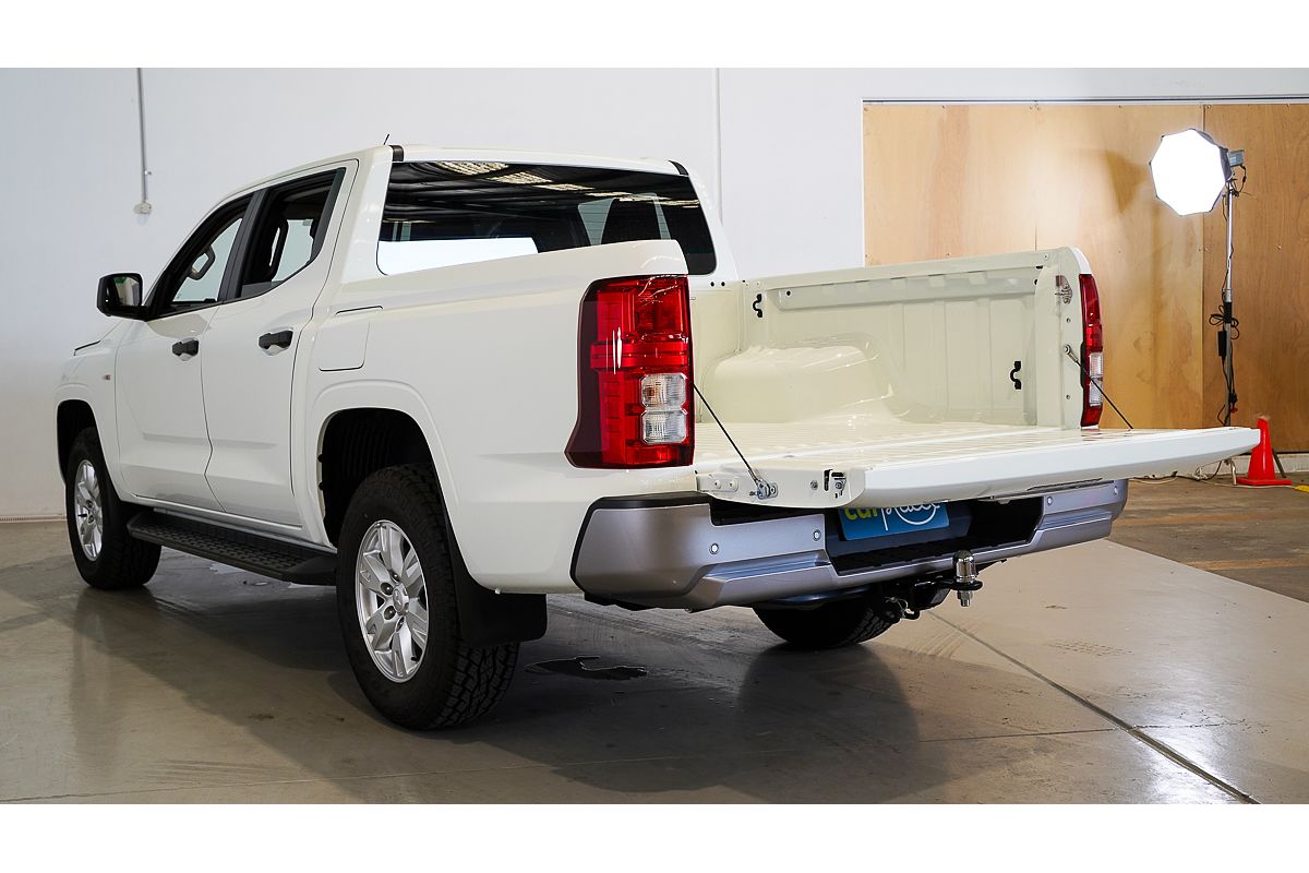 2024 Mitsubishi Triton GLX+ MV 4X4