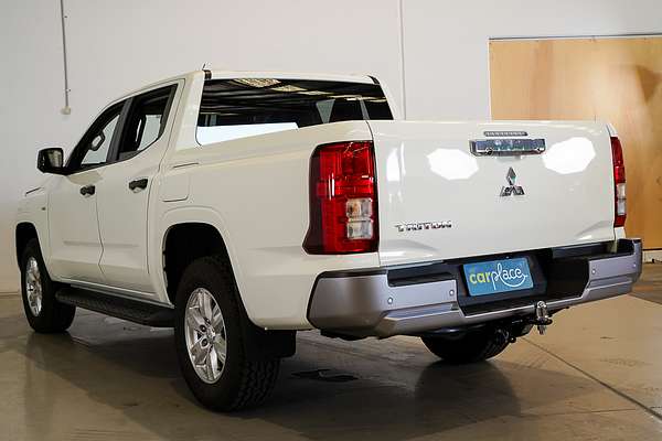 2024 Mitsubishi Triton GLX+ MV 4X4