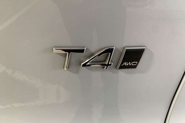 2021 Volvo XC40 T4 Inscription