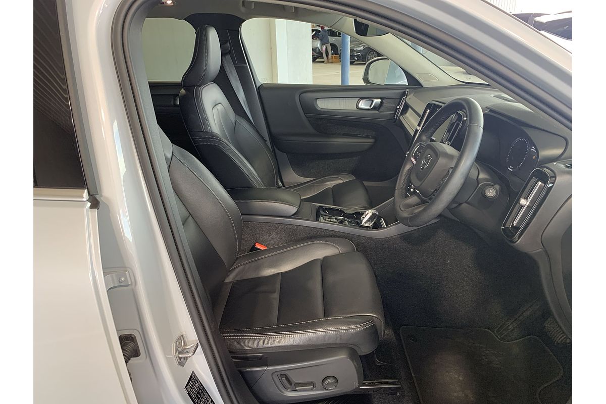 2021 Volvo XC40 T4 Inscription
