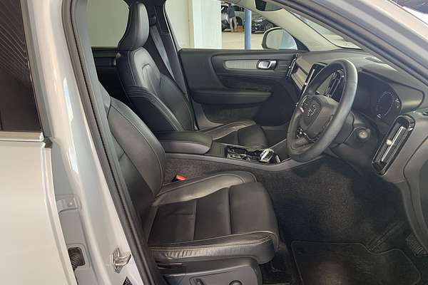 2021 Volvo XC40 T4 Inscription