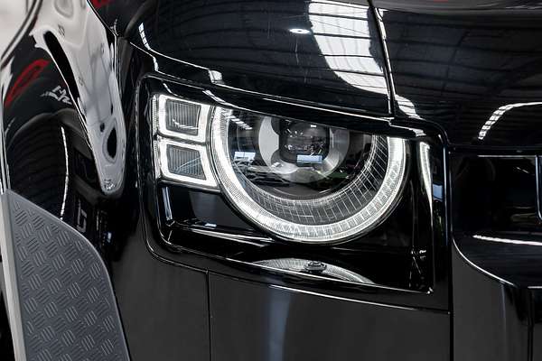 2023 Land Rover Defender 110 P525 V8 L663