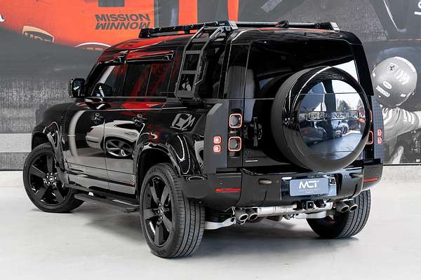2023 Land Rover Defender 110 P525 V8 L663