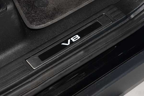 2023 Land Rover Defender 110 P525 V8 L663