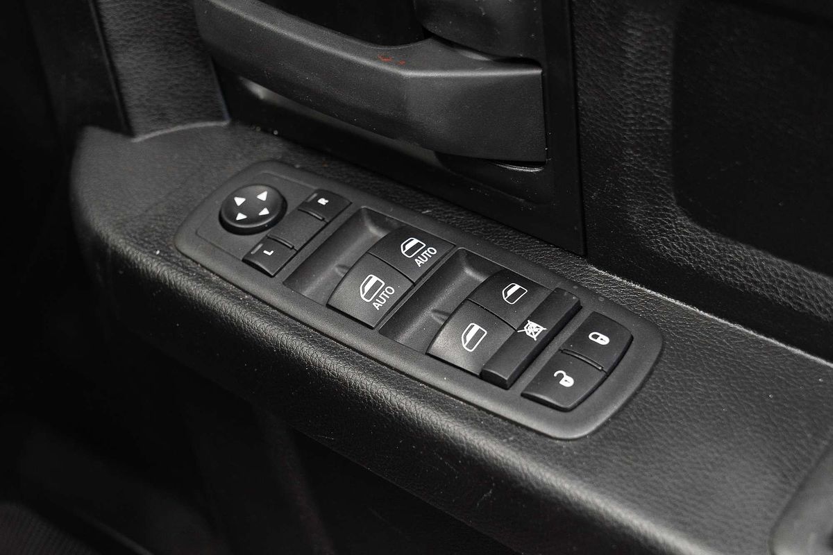 2022 RAM 1500 Express RamBox DS 4X4 SWB