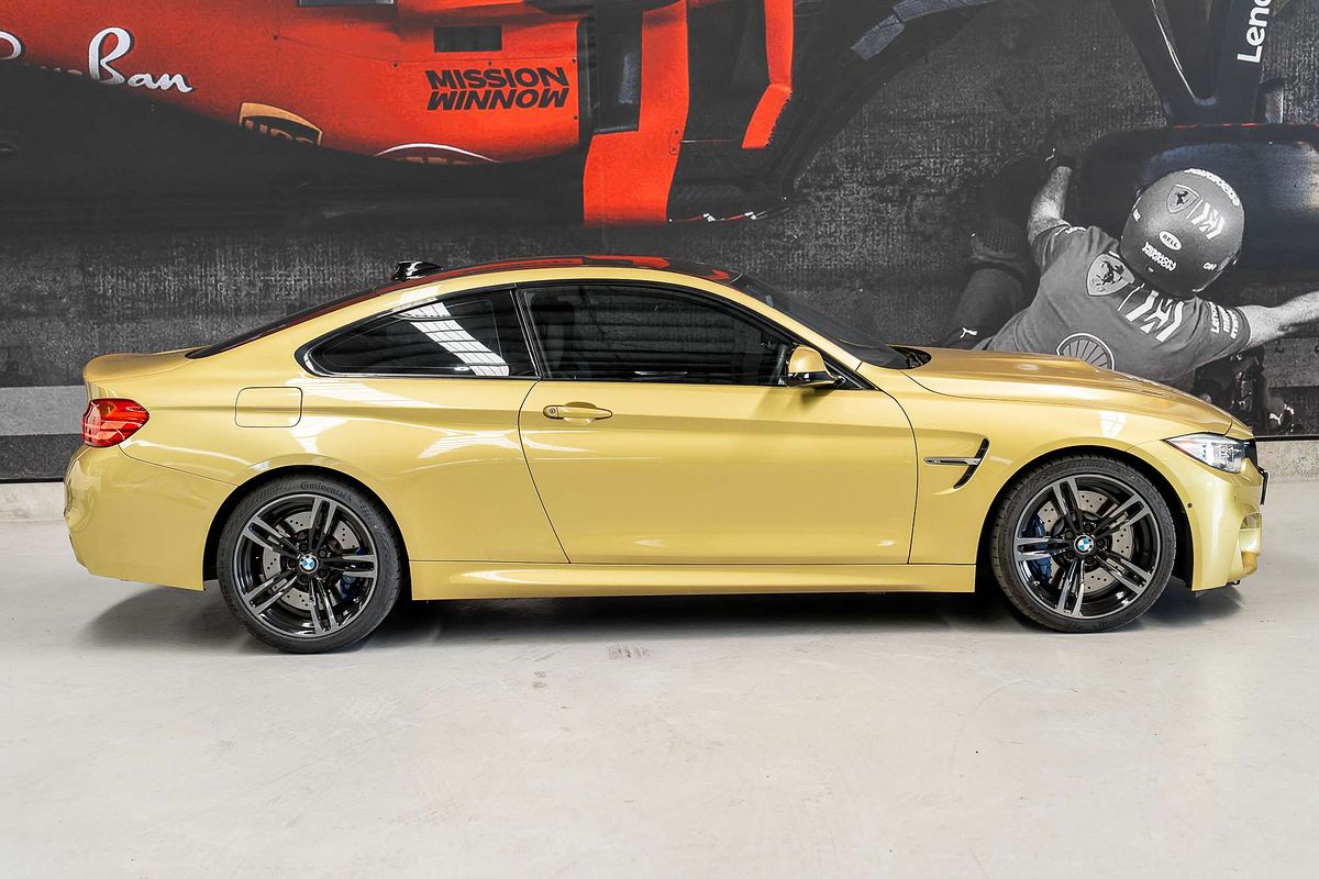 2014 BMW M4  F82