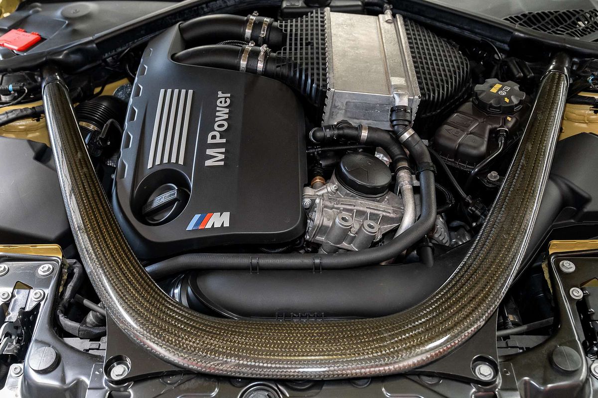 2014 BMW M4  F82