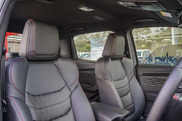 2025 Isuzu D-MAX X-TERRAIN 4X4
