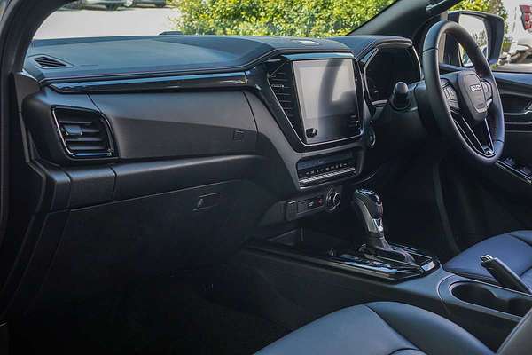 2025 Isuzu D-MAX X-TERRAIN 4X4