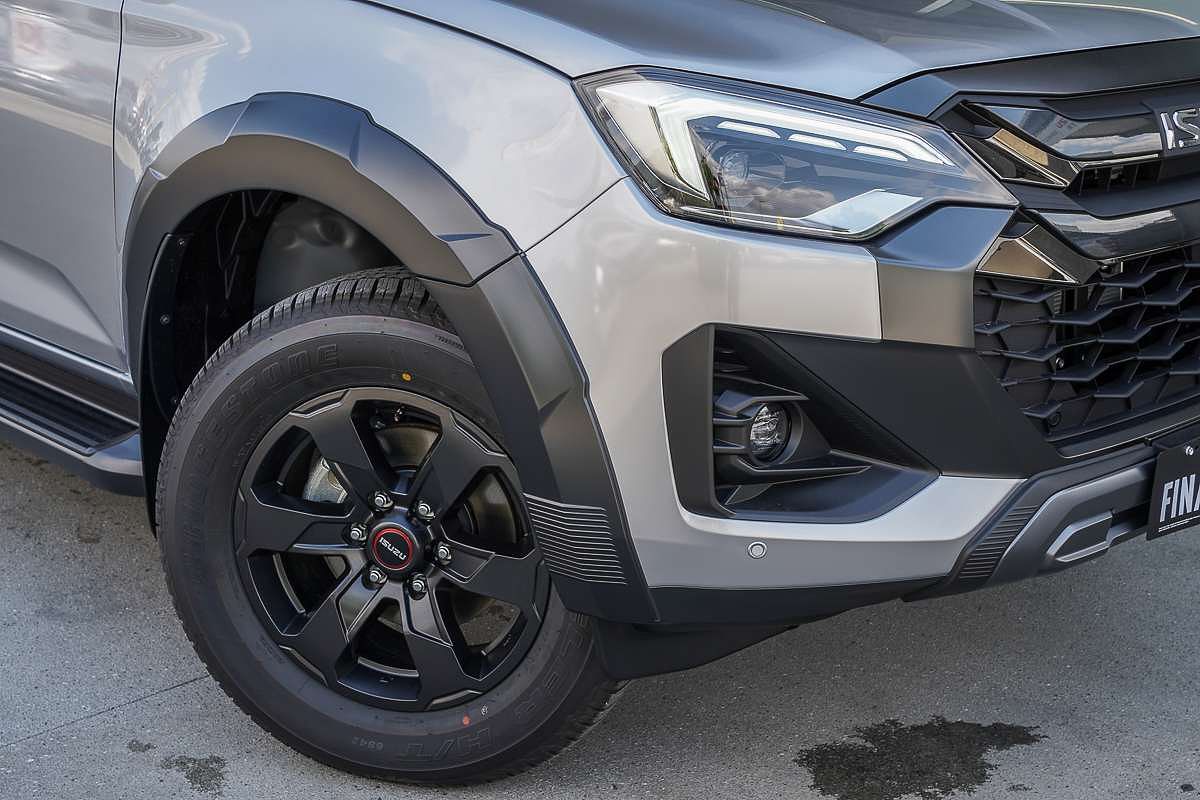 2025 Isuzu D-MAX X-TERRAIN 4X4