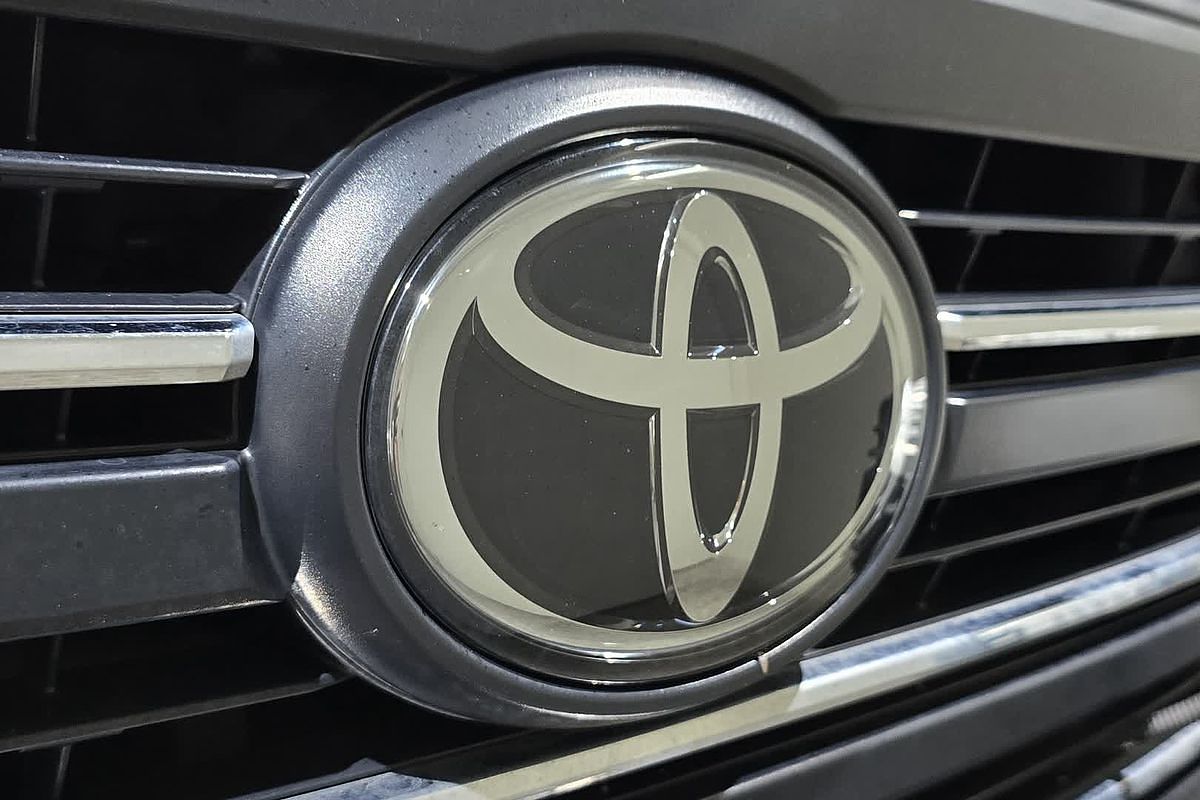 2022 Toyota Landcruiser GX FJA300R