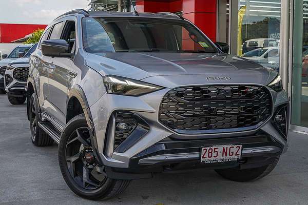 2025 Isuzu MU-X X-TERRAIN