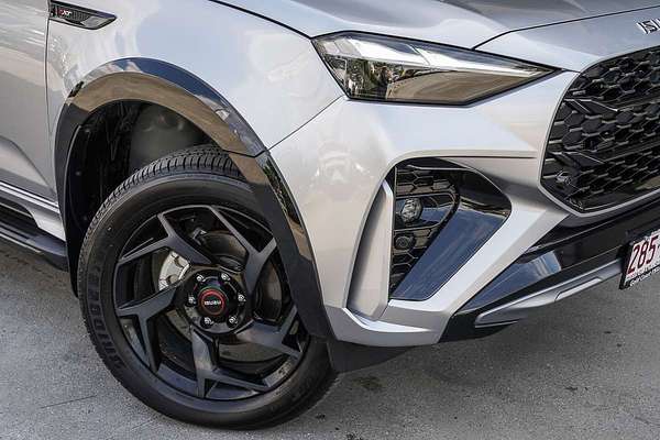 2025 Isuzu MU-X X-TERRAIN