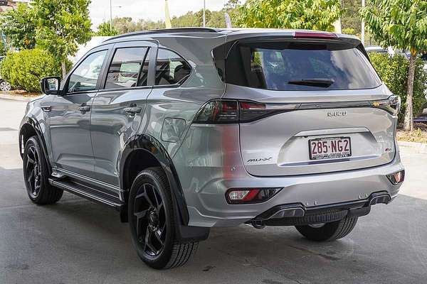 2025 Isuzu MU-X X-TERRAIN