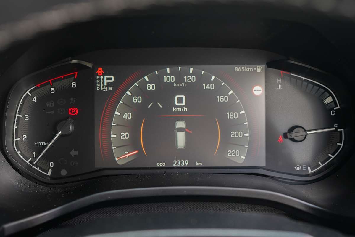 2025 Isuzu MU-X X-TERRAIN