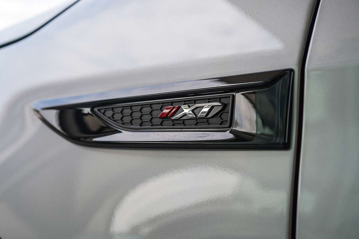 2025 Isuzu MU-X X-TERRAIN