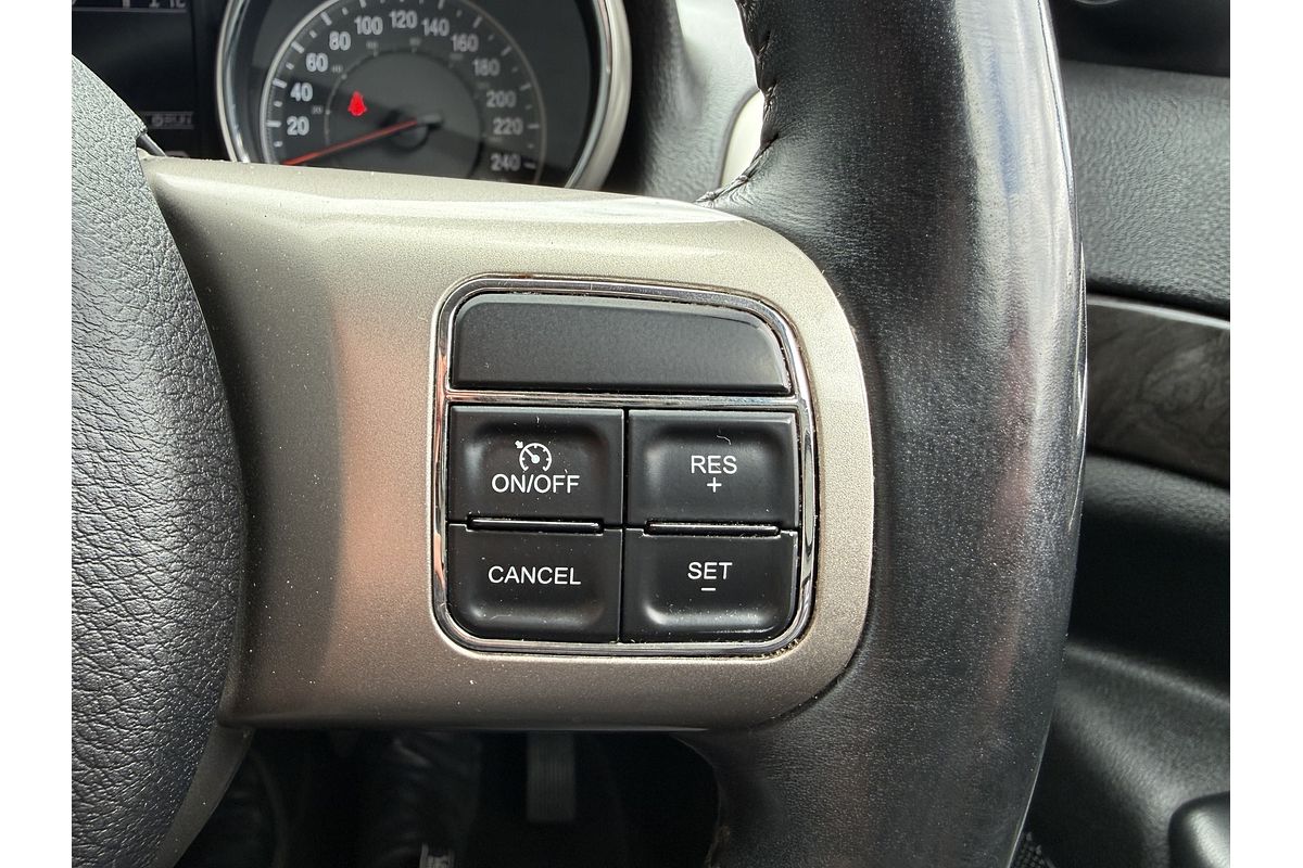2012 Jeep Grand Cherokee Laredo WK