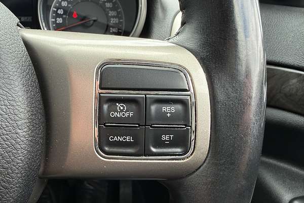 2012 Jeep Grand Cherokee Laredo WK