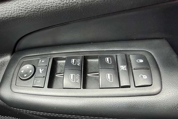 2012 Jeep Grand Cherokee Laredo WK