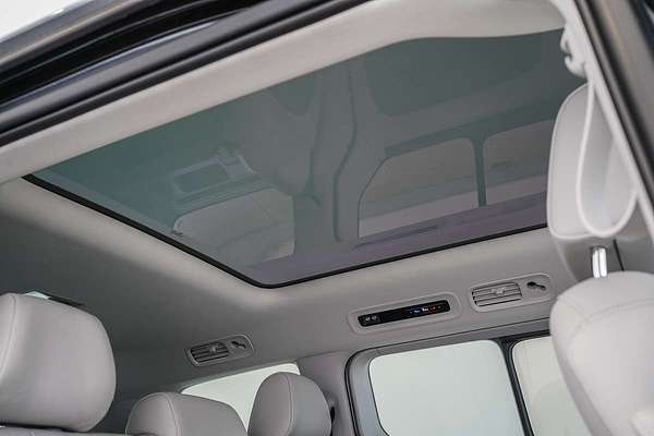 2025 Volkswagen ID. Buzz Pro BEV560 EB SWB