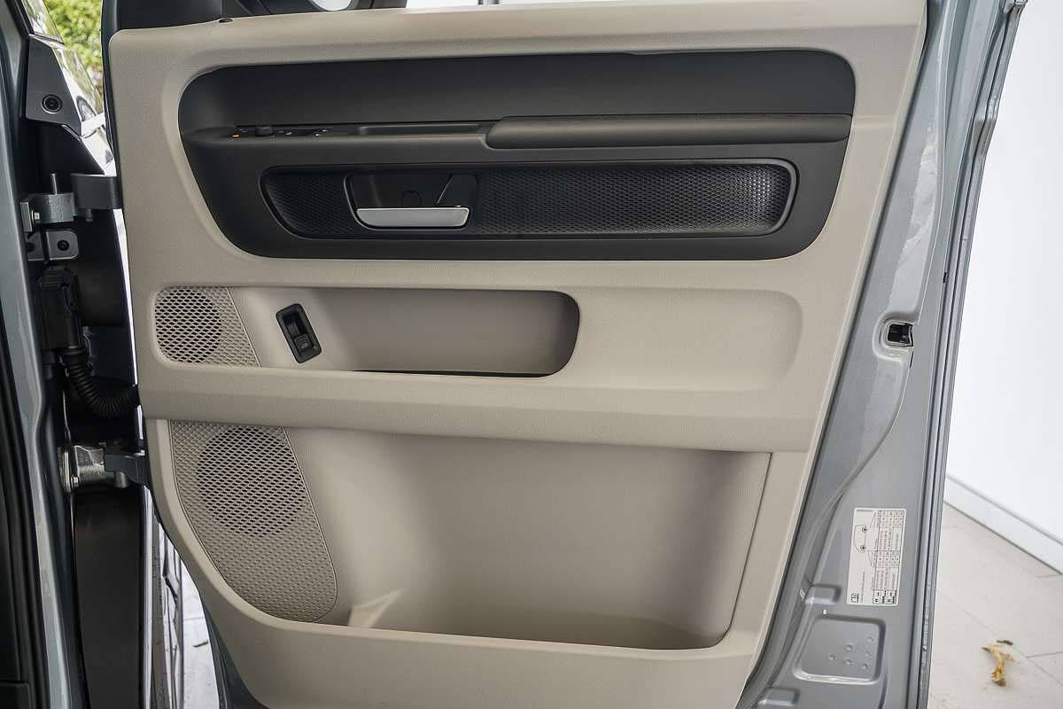 2025 Volkswagen ID. Buzz Pro BEV560 EB SWB