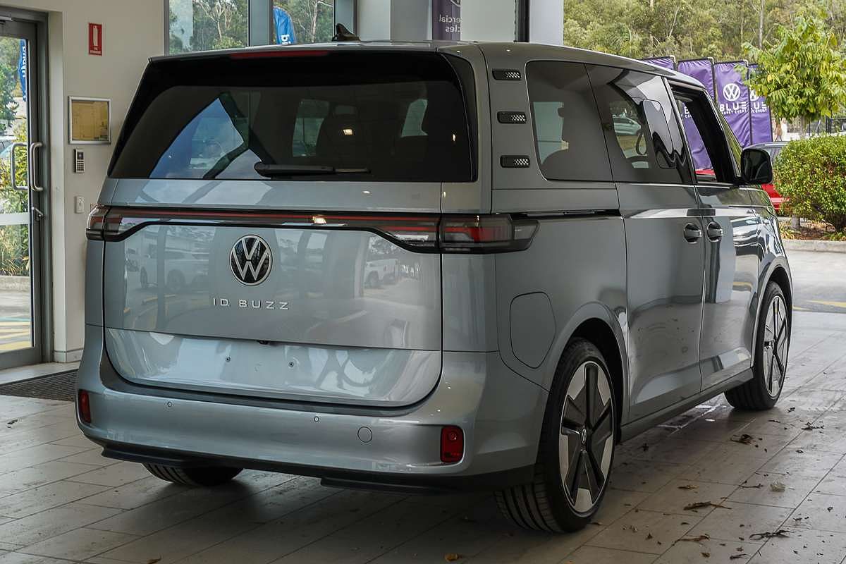 2025 Volkswagen ID. Buzz Pro BEV560 EB SWB