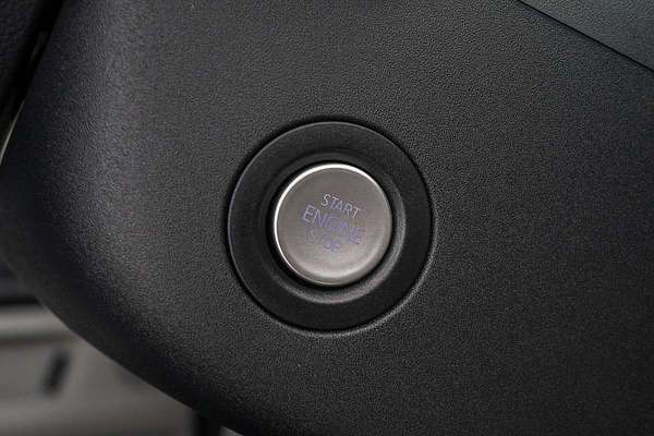 2025 Volkswagen ID. Buzz Pro BEV560 EB SWB