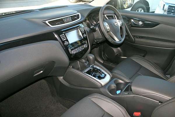 2016 Nissan QASHQAI Ti J11