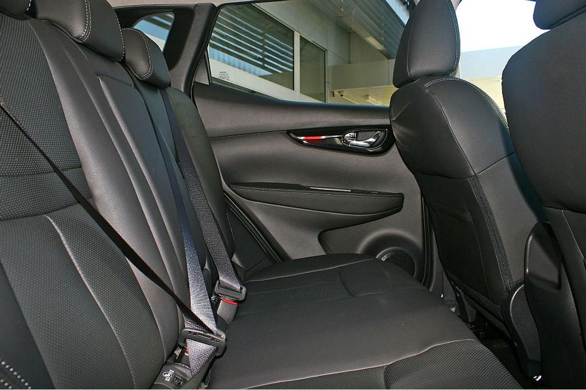 2016 Nissan QASHQAI Ti J11