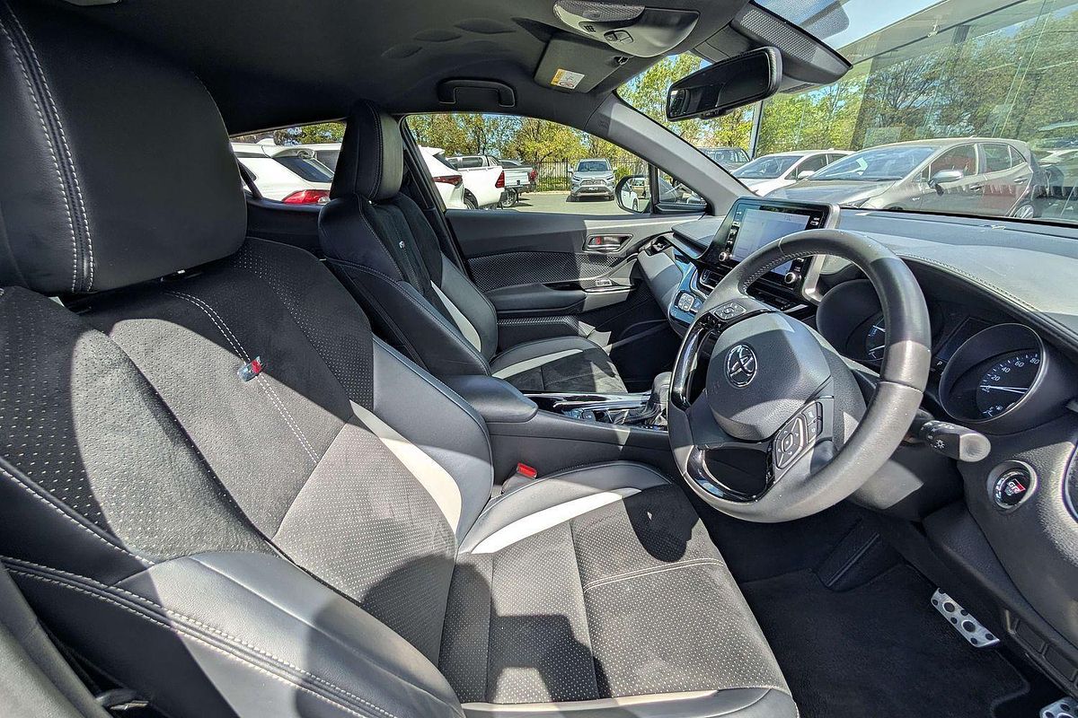 2021 Toyota C-HR GR Sport ZYX10R